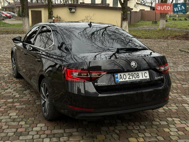 Черный Шкода Суперб, объемом двигателя 2 л и пробегом 284 тыс. км за 17500 $, фото 13 на Automoto.ua