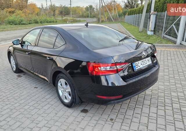 Черный Шкода Суперб, объемом двигателя 1.6 л и пробегом 200 тыс. км за 15999 $, фото 20 на Automoto.ua