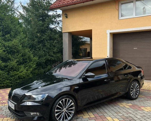 Чорний Шкода Суперб, об'ємом двигуна 1.97 л та пробігом 290 тис. км за 19300 $, фото 4 на Automoto.ua