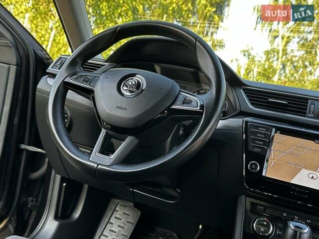 Черный Шкода Суперб, объемом двигателя 2 л и пробегом 242 тыс. км за 17999 $, фото 133 на Automoto.ua