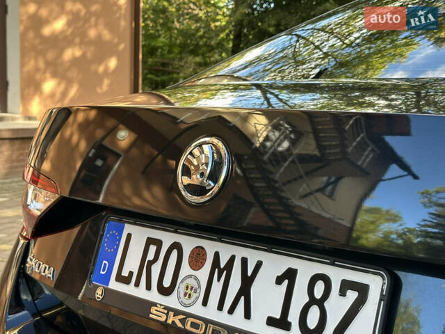 Чорний Шкода Суперб, об'ємом двигуна 2 л та пробігом 237 тис. км за 17299 $, фото 73 на Automoto.ua