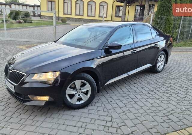 Черный Шкода Суперб, объемом двигателя 1.6 л и пробегом 200 тыс. км за 15999 $, фото 73 на Automoto.ua