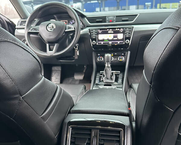 Черный Шкода Суперб, объемом двигателя 1.6 л и пробегом 229 тыс. км за 13999 $, фото 15 на Automoto.ua