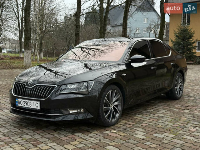 Черный Шкода Суперб, объемом двигателя 2 л и пробегом 284 тыс. км за 17500 $, фото 7 на Automoto.ua