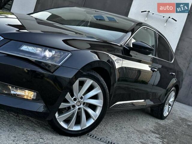 Черный Шкода Суперб, объемом двигателя 2 л и пробегом 242 тыс. км за 17999 $, фото 55 на Automoto.ua