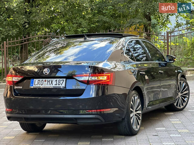 Чорний Шкода Суперб, об'ємом двигуна 2 л та пробігом 237 тис. км за 17299 $, фото 2 на Automoto.ua