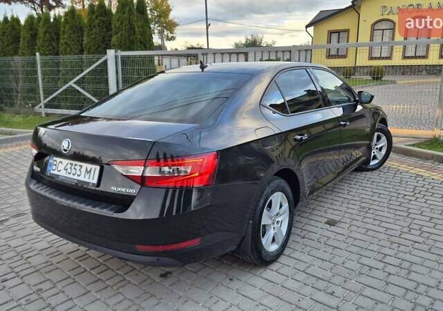 Черный Шкода Суперб, объемом двигателя 1.6 л и пробегом 200 тыс. км за 15999 $, фото 75 на Automoto.ua