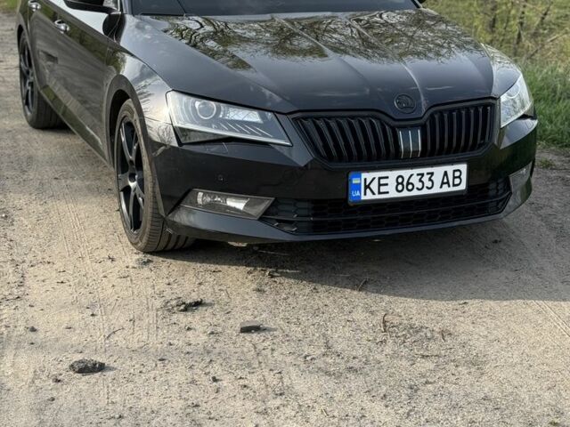 Черный Шкода Суперб, объемом двигателя 1.4 л и пробегом 245 тыс. км за 13700 $, фото 1 на Automoto.ua