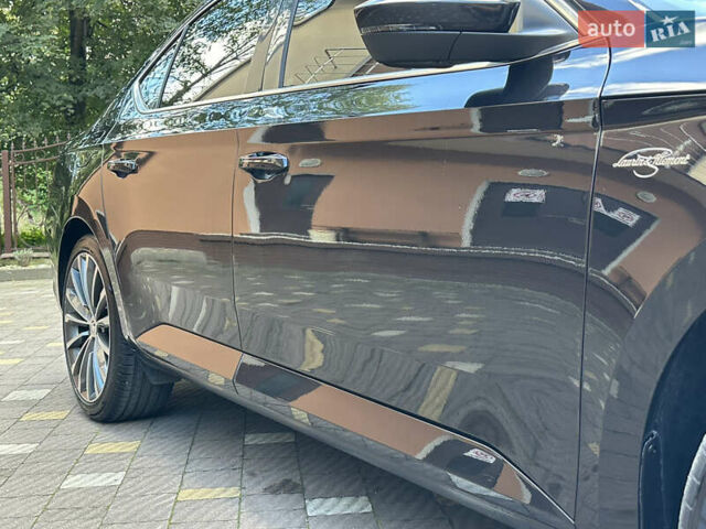 Чорний Шкода Суперб, об'ємом двигуна 2 л та пробігом 237 тис. км за 17299 $, фото 44 на Automoto.ua