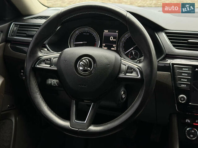 Черный Шкода Суперб, объемом двигателя 2 л и пробегом 284 тыс. км за 17500 $, фото 27 на Automoto.ua