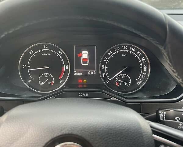 Шкода Суперб 2016 у Львові на Automoto.ua Чорний Шкода Суперб, об'ємом двигуна 2 л та пробігом 280 тис. км за 17500 $, фото 1 на Automoto.ua