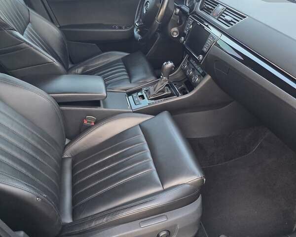 Черный Шкода Суперб, объемом двигателя 1.97 л и пробегом 245 тыс. км за 20000 $, фото 12 на Automoto.ua