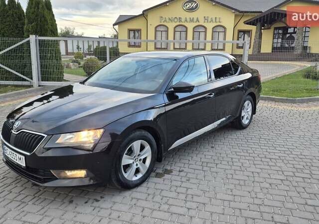 Черный Шкода Суперб, объемом двигателя 1.6 л и пробегом 200 тыс. км за 15999 $, фото 78 на Automoto.ua