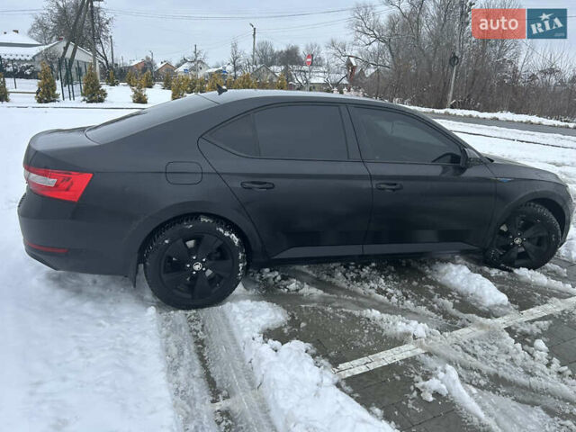 Чорний Шкода Суперб, об'ємом двигуна 1.6 л та пробігом 202 тис. км за 14300 $, фото 3 на Automoto.ua