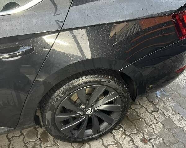 Шкода Суперб 2016 у Львові на Automoto.ua Чорний Шкода Суперб, об'ємом двигуна 2 л та пробігом 280 тис. км за 17500 $, фото 4 на Automoto.ua
