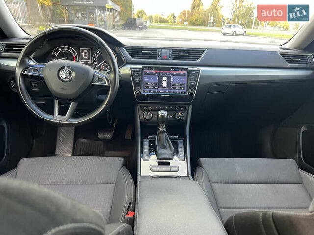 Черный Шкода Суперб, объемом двигателя 1.8 л и пробегом 252 тыс. км за 14500 $, фото 28 на Automoto.ua