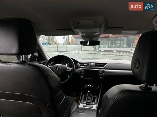 Чорний Шкода Суперб, об'ємом двигуна 1.97 л та пробігом 258 тис. км за 15950 $, фото 13 на Automoto.ua