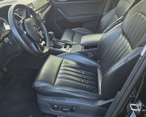 Черный Шкода Суперб, объемом двигателя 1.97 л и пробегом 245 тыс. км за 20000 $, фото 24 на Automoto.ua