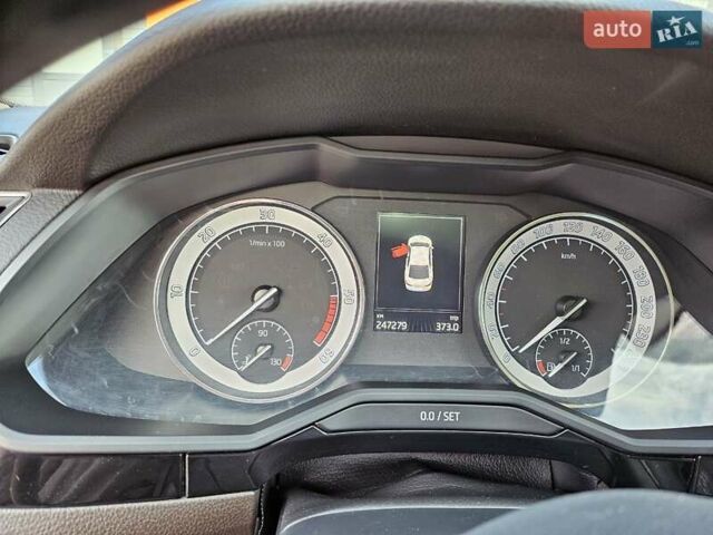 Шкода Суперб 2016 у Івано-Франківську на Automoto.ua Чорний Шкода Суперб, об'ємом двигуна 2 л та пробігом 245 тис. км за 21500 $, фото 10 на Automoto.ua