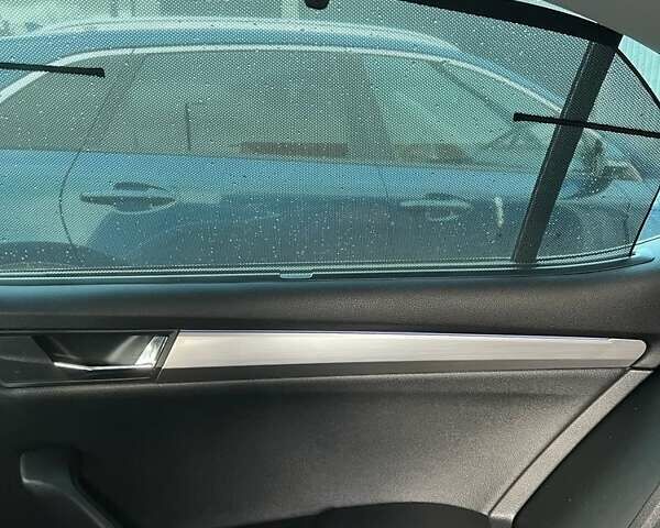 Шкода Суперб 2016 у Львові на Automoto.ua Чорний Шкода Суперб, об'ємом двигуна 2 л та пробігом 280 тис. км за 17500 $, фото 8 на Automoto.ua