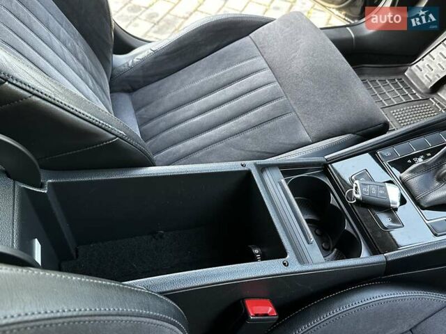 Черный Шкода Суперб, объемом двигателя 2 л и пробегом 242 тыс. км за 18400 $, фото 120 на Automoto.ua