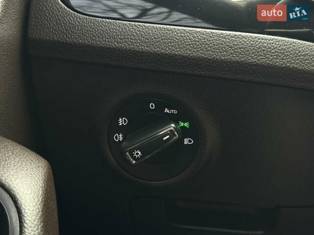 Черный Шкода Суперб, объемом двигателя 2 л и пробегом 284 тыс. км за 17500 $, фото 41 на Automoto.ua