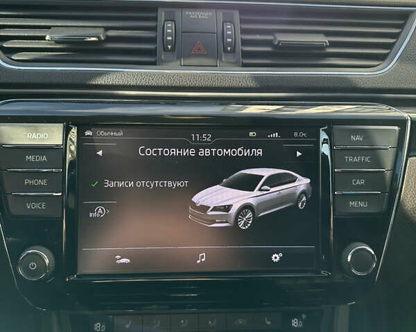 Чорний Шкода Суперб, об'ємом двигуна 1.97 л та пробігом 189 тис. км за 22800 $, фото 9 на Automoto.ua