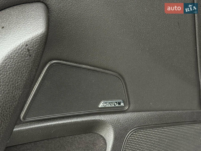 Черный Шкода Суперб, объемом двигателя 2 л и пробегом 246 тыс. км за 18500 $, фото 25 на Automoto.ua