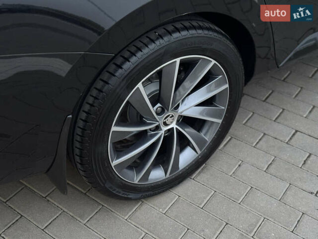 Черный Шкода Суперб, объемом двигателя 1.8 л и пробегом 145 тыс. км за 19500 $, фото 12 на Automoto.ua