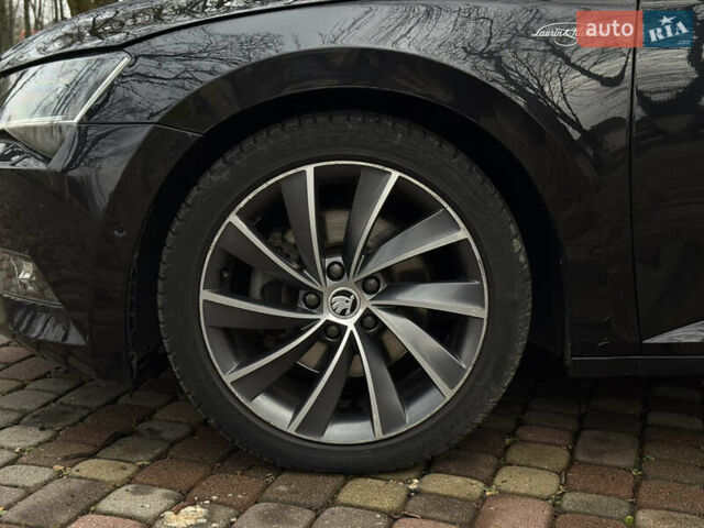 Черный Шкода Суперб, объемом двигателя 2 л и пробегом 284 тыс. км за 17500 $, фото 11 на Automoto.ua