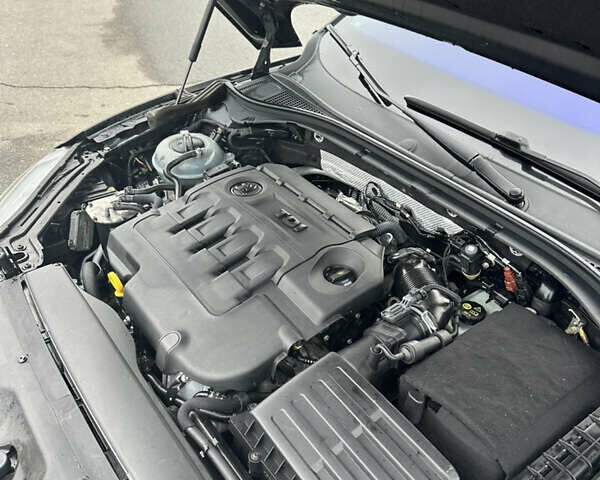 Черный Шкода Суперб, объемом двигателя 1.6 л и пробегом 229 тыс. км за 13999 $, фото 26 на Automoto.ua