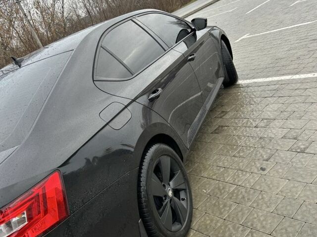 Черный Шкода Суперб, объемом двигателя 1.6 л и пробегом 202 тыс. км за 15200 $, фото 3 на Automoto.ua