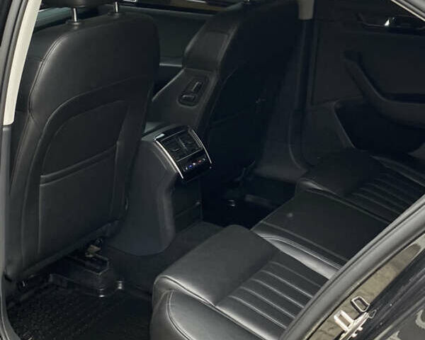 Чорний Шкода Суперб, об'ємом двигуна 1.97 л та пробігом 290 тис. км за 19300 $, фото 12 на Automoto.ua