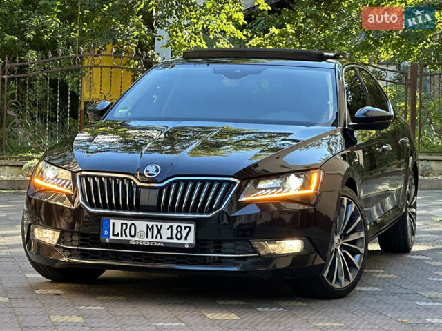 Чорний Шкода Суперб, об'ємом двигуна 2 л та пробігом 237 тис. км за 17299 $, фото 11 на Automoto.ua