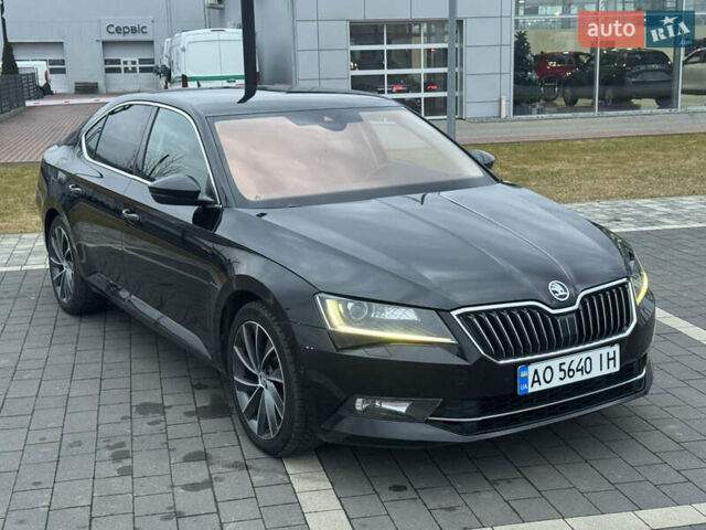 Черный Шкода Суперб, объемом двигателя 2 л и пробегом 246 тыс. км за 18500 $, фото 4 на Automoto.ua