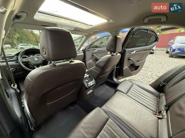 Чорний Шкода Суперб, об'ємом двигуна 2 л та пробігом 208 тис. км за 18399 $, фото 47 на Automoto.ua