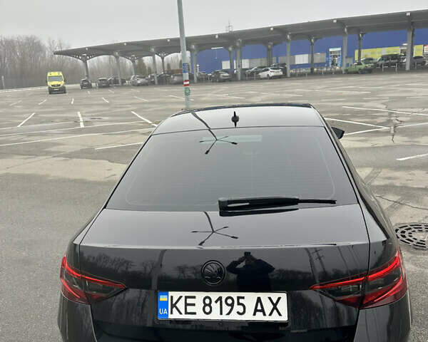 Черный Шкода Суперб, объемом двигателя 1.6 л и пробегом 229 тыс. км за 13999 $, фото 8 на Automoto.ua