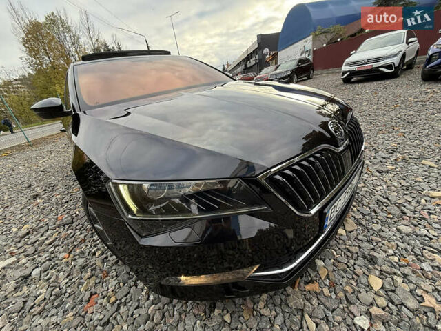 Чорний Шкода Суперб, об'ємом двигуна 2 л та пробігом 208 тис. км за 18399 $, фото 6 на Automoto.ua