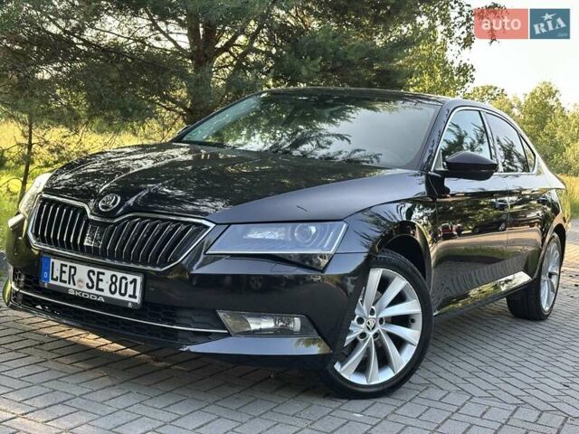 Черный Шкода Суперб, объемом двигателя 2 л и пробегом 242 тыс. км за 17999 $, фото 82 на Automoto.ua