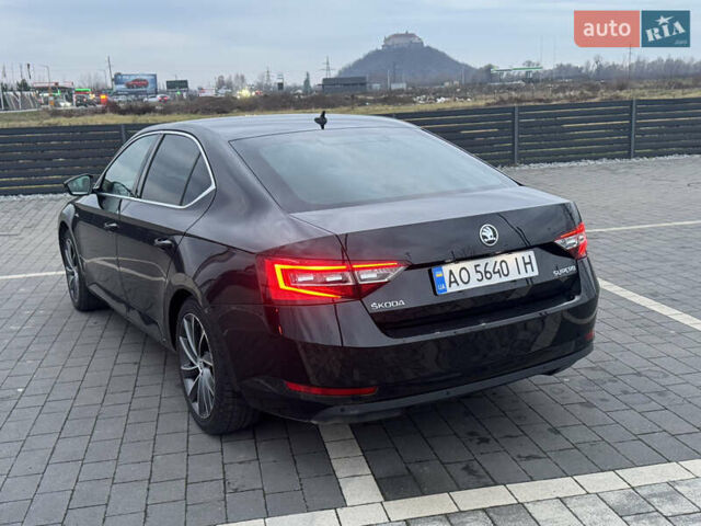 Черный Шкода Суперб, объемом двигателя 2 л и пробегом 246 тыс. км за 18500 $, фото 11 на Automoto.ua
