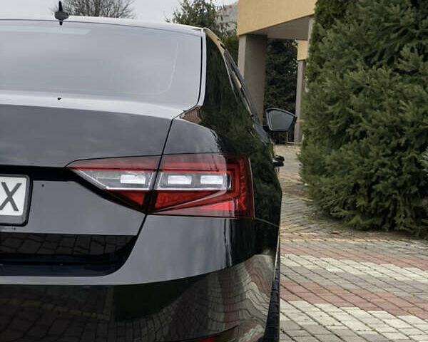 Чорний Шкода Суперб, об'ємом двигуна 1.97 л та пробігом 290 тис. км за 19300 $, фото 1 на Automoto.ua