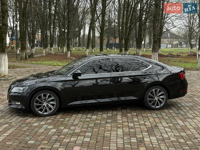 Черный Шкода Суперб, объемом двигателя 2 л и пробегом 284 тыс. км за 17500 $, фото 9 на Automoto.ua