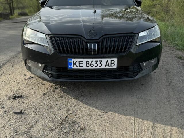 Черный Шкода Суперб, объемом двигателя 1.4 л и пробегом 245 тыс. км за 13700 $, фото 5 на Automoto.ua