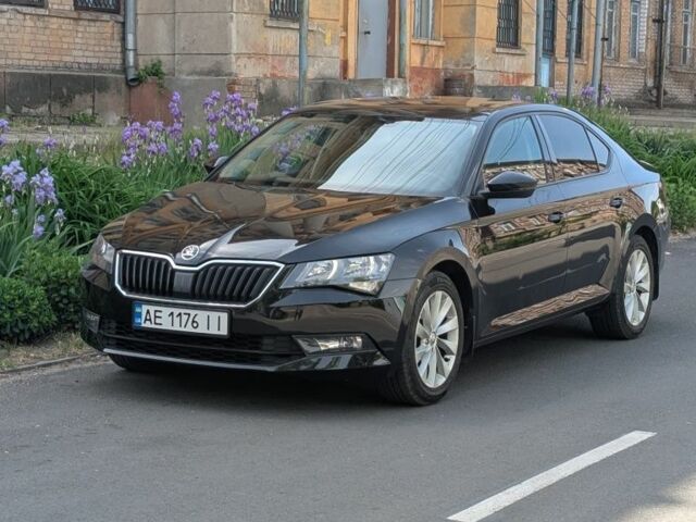 Черный Шкода Суперб, объемом двигателя 1.6 л и пробегом 244 тыс. км за 12500 $, фото 10 на Automoto.ua