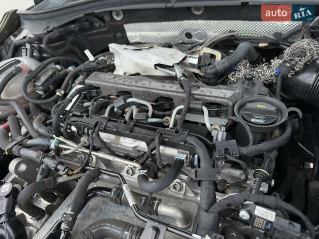 Черный Шкода Суперб, объемом двигателя 2 л и пробегом 178 тыс. км за 24900 $, фото 140 на Automoto.ua