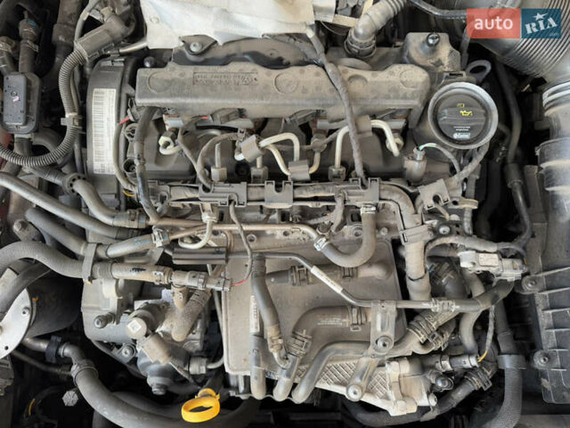 Черный Шкода Суперб, объемом двигателя 2 л и пробегом 158 тыс. км за 26900 $, фото 131 на Automoto.ua