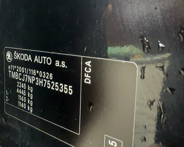 Черный Шкода Суперб, объемом двигателя 2 л и пробегом 178 тыс. км за 24900 $, фото 141 на Automoto.ua