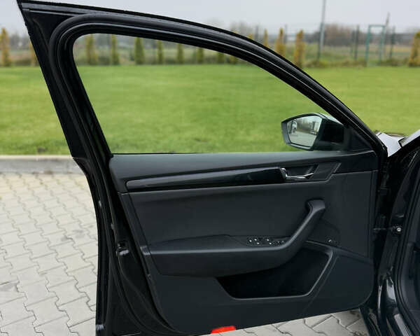 Черный Шкода Суперб, объемом двигателя 2 л и пробегом 178 тыс. км за 24900 $, фото 61 на Automoto.ua