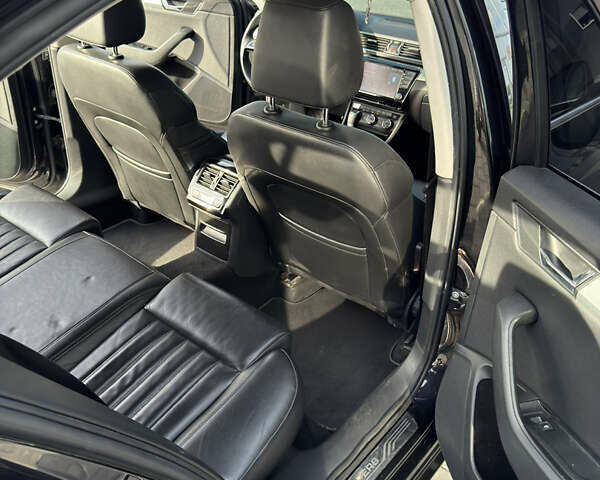 Чорний Шкода Суперб, об'ємом двигуна 1.97 л та пробігом 274 тис. км за 16400 $, фото 9 на Automoto.ua