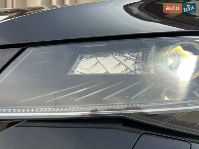 Чорний Шкода Суперб, об'ємом двигуна 2 л та пробігом 319 тис. км за 18500 $, фото 49 на Automoto.ua